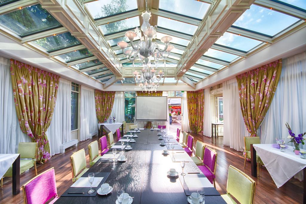 Campus Garden Businesshotel Iserlohn Bagian luar foto